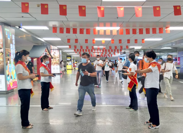 上饒汽運 溫馨服務(wù)讓中秋節(jié)旅客出行更美好