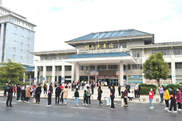 同心抗“疫” || 上饒汽運:面對突發(fā)疫情 鉛山公司在行動