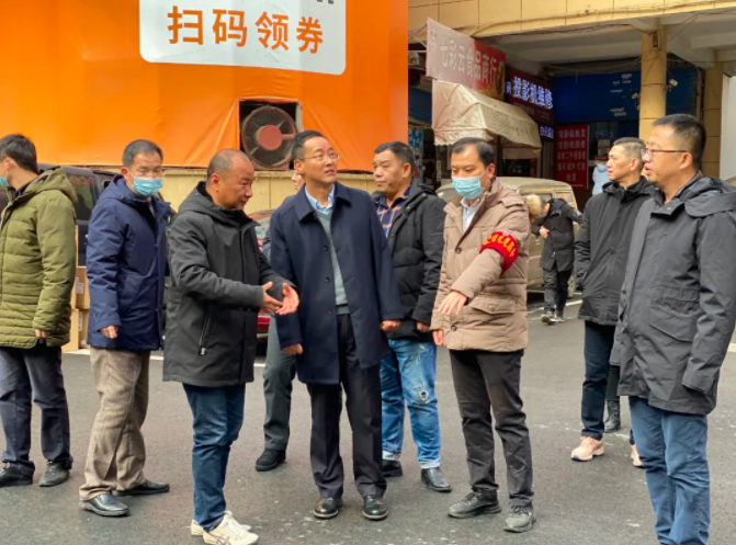 穆孫祥檢查指導(dǎo)長運物業(yè)、徐坊客運站文明創(chuàng)建等工作