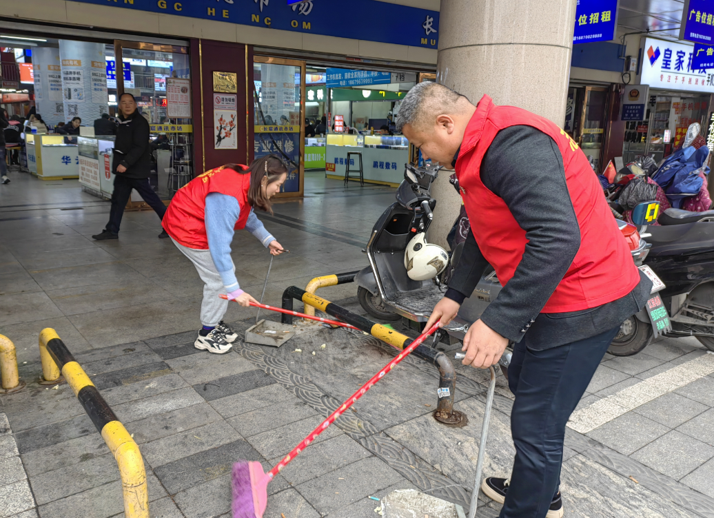 長(zhǎng)運(yùn)物業(yè) 開展“學(xué)習(xí)貫徹全國(guó)兩會(huì)精神，奮力實(shí)現(xiàn)一季度精彩開局”主題黨日活動(dòng)