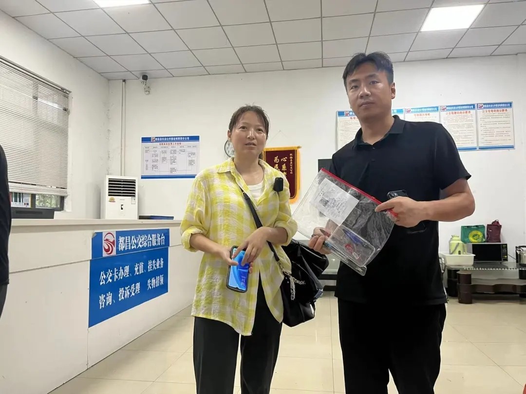 九江長運(yùn):遺失中考準(zhǔn)考證 警民聯(lián)動及時歸還