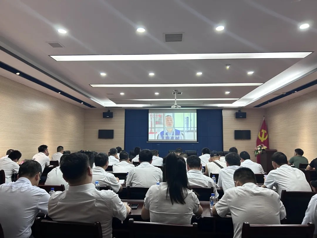 都市城際公交、大通物流:開(kāi)展安全知識(shí)培訓(xùn)