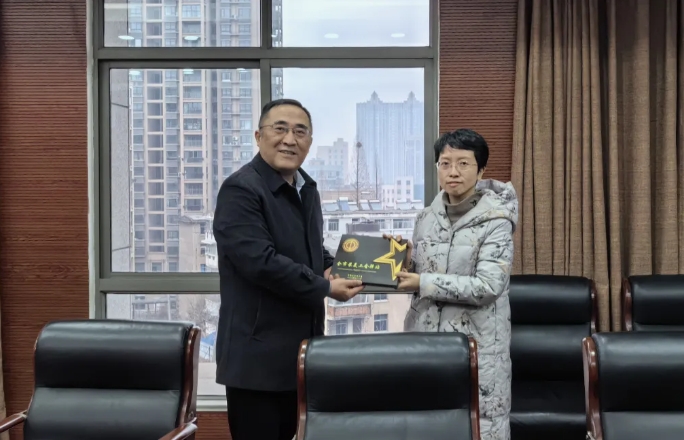馬鞍山長客:“燕子班組”工會(huì)驛站榮獲“全市最美工會(huì)驛站”