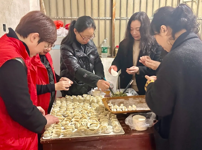 撫州長(zhǎng)運(yùn):攜手社區(qū)共建 開展女職工活動(dòng)