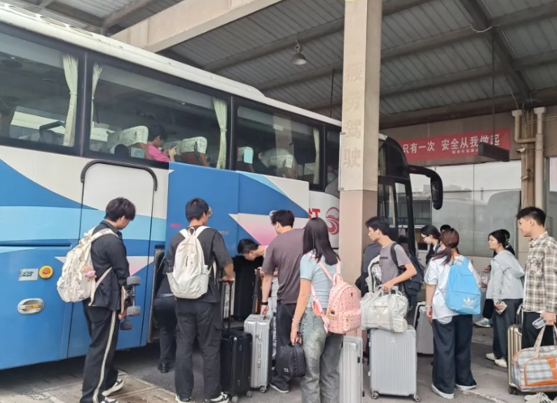 新余公司：多措并舉，保障“五一”旅客出行